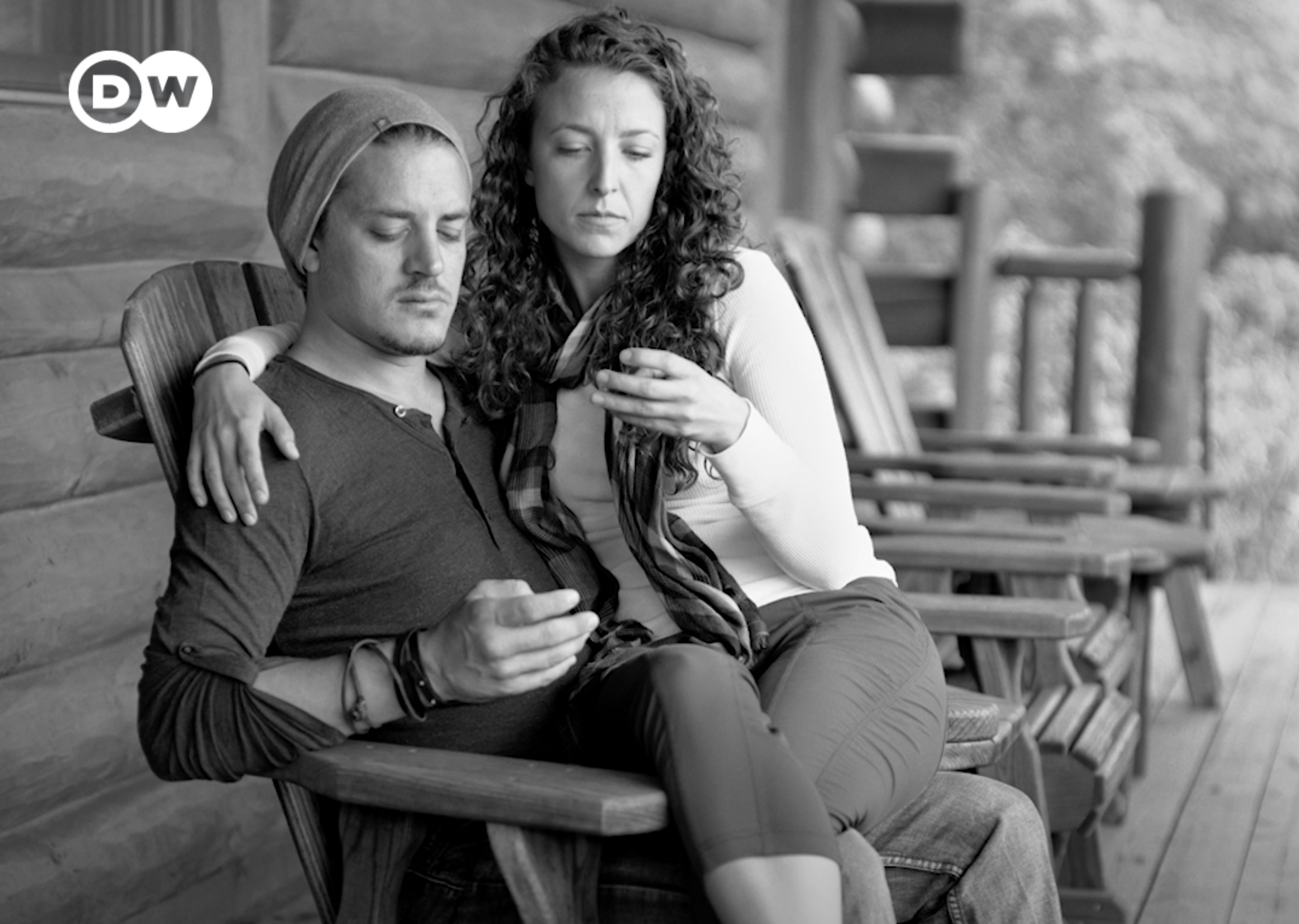 Video: Vea las fotografías que te muestran cómo sería la vida sin celular