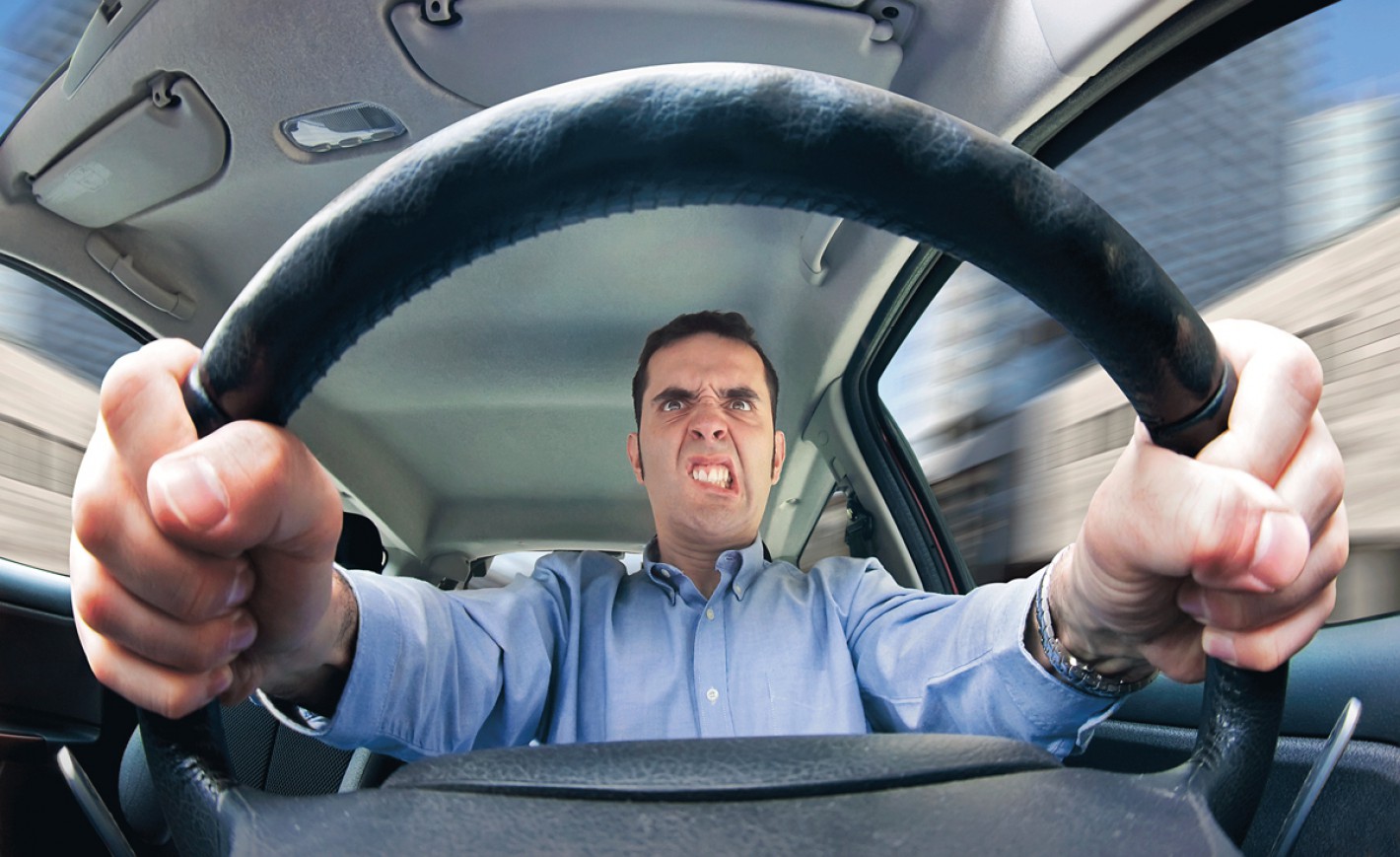 ¡Cuidado al volante! Multas de tránsito más comunes y lo que debe pagar si las comete