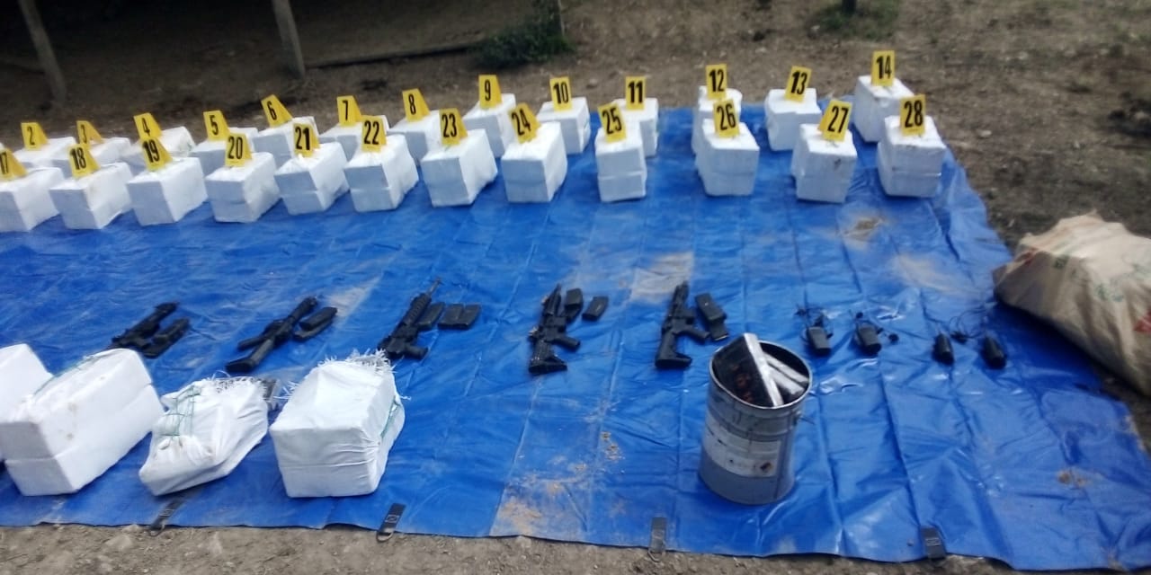Estas fueron las armas y drogas decomisadas durante operativos en el norte del país