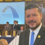 Josué Lemus renuncia como ministro de Comunicaciones y retoma su puesto en el Congreso