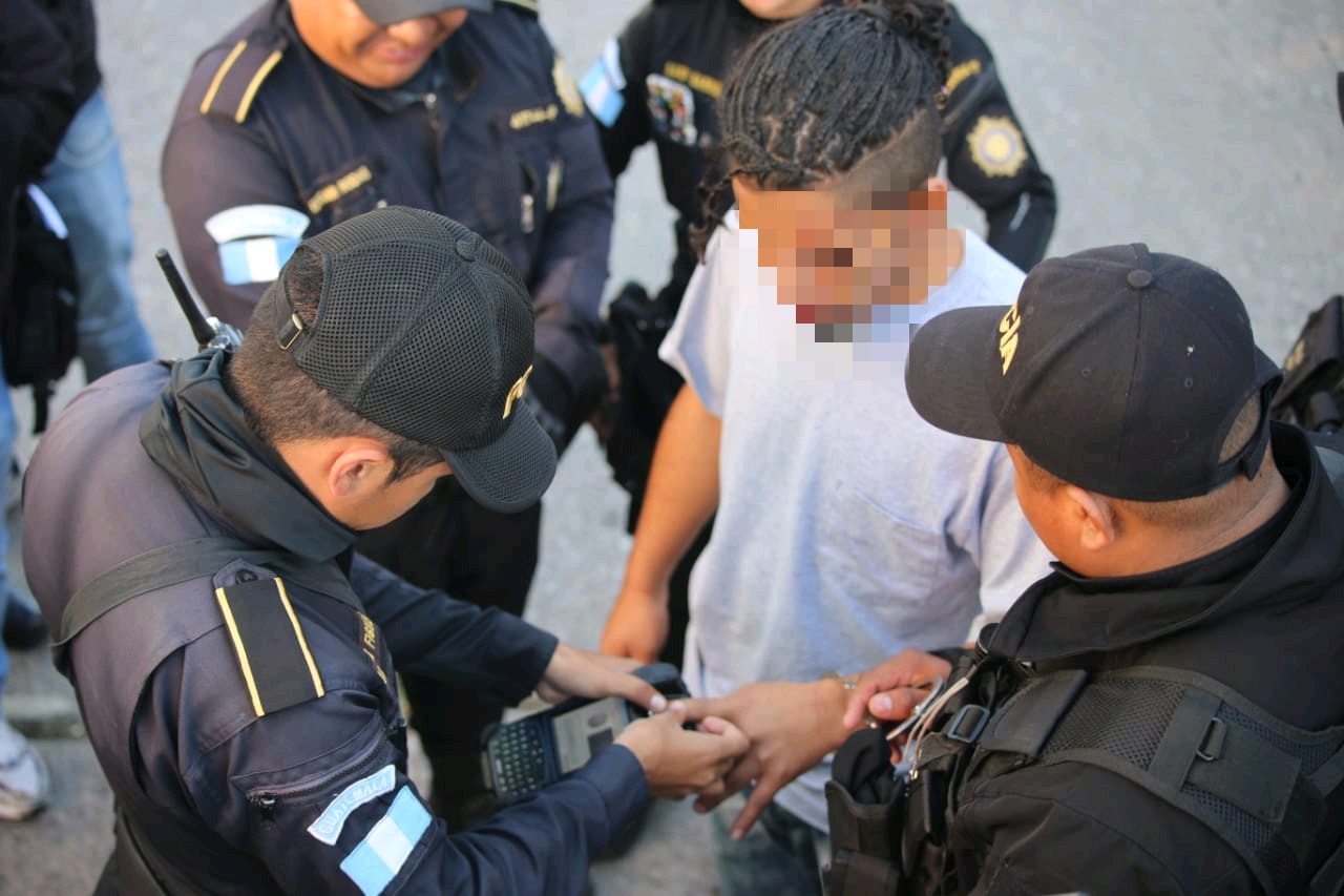 Asaltantes capturados en zona 3 tienen hasta siete ingresos a la cárcel