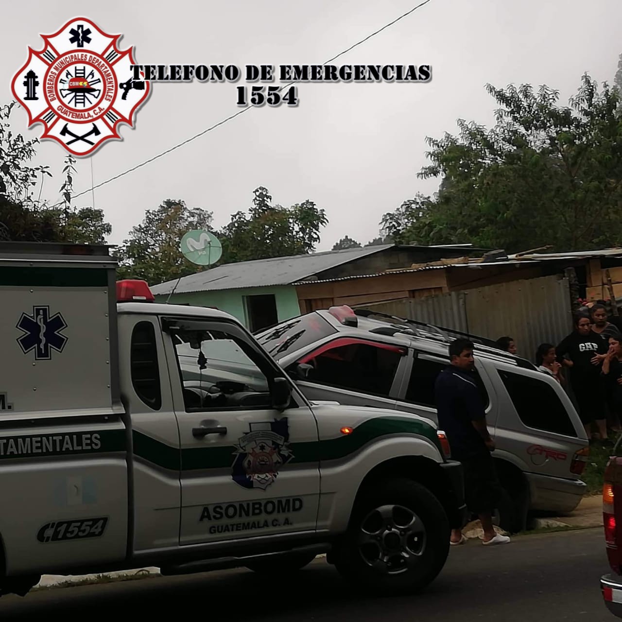 Vehículo cae sobre el patio de una casa y mata a una niña de 6 años