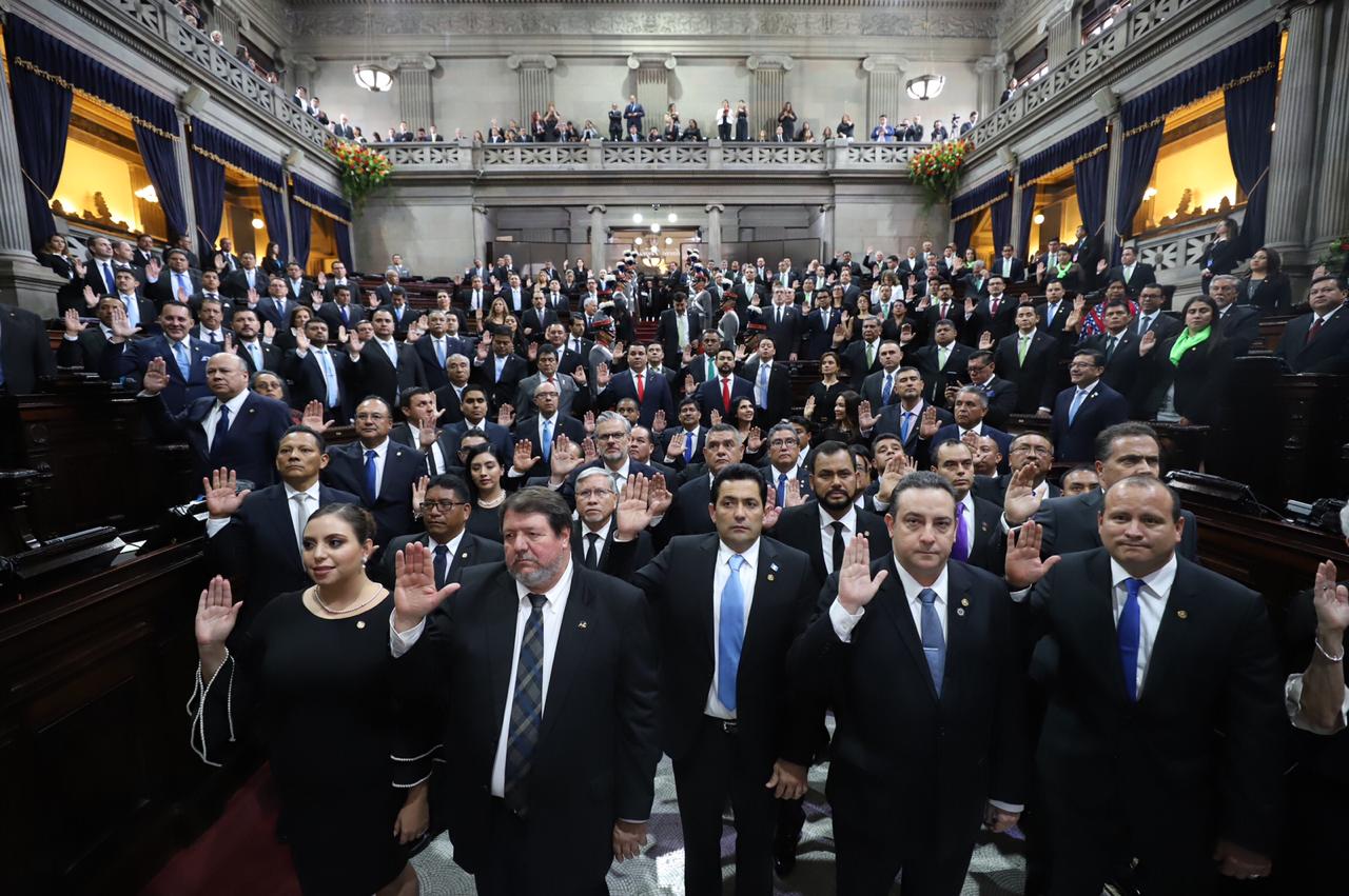 Congreso juramenta a 160 diputados para la legislatura 20202024 y
