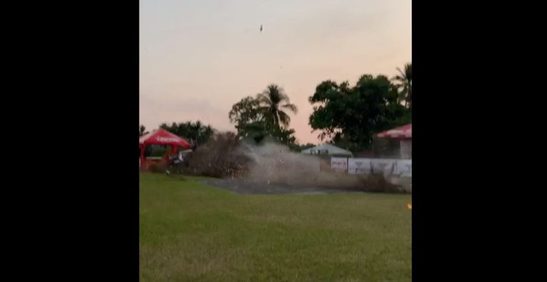 VIDEO: Instante en que la avioneta del equipo Redbull se&hellip;