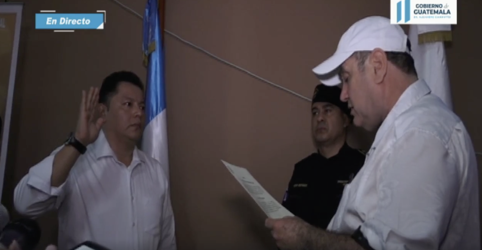 Presidente Giammattei juramenta a nuevo gobernador de Escuintla
