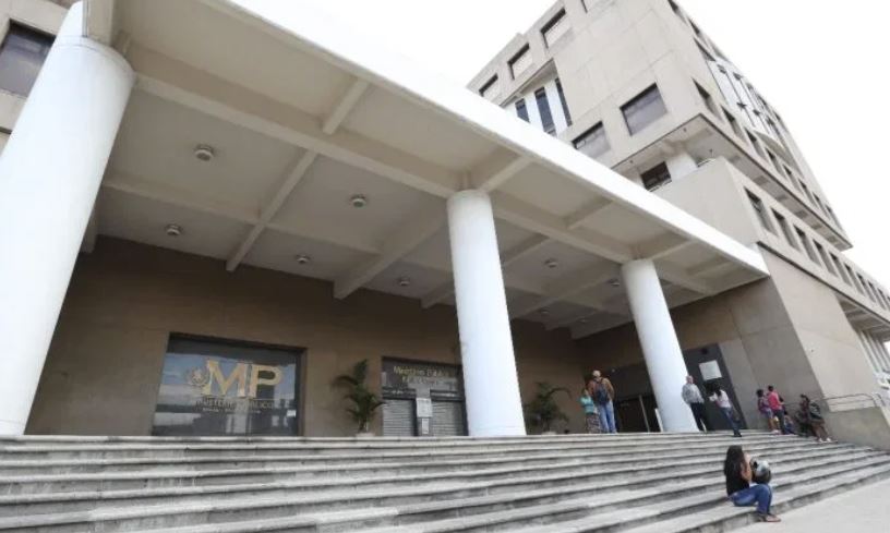30 años de cárcel para hombre que le ofrecio “jalón”&hellip;