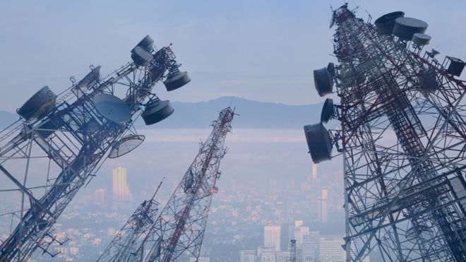“Tuve irme de la ciudad a vivir al campo para escapar de las ondas electromagnéticas”: cómo es vivir con electrosensibilidad