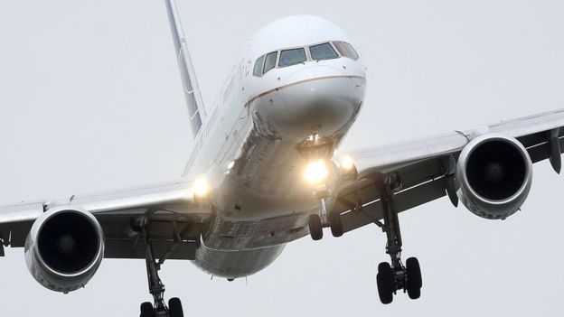  La aviación es uno de los sectores más golpeados por el coronavirus. (Foto Guatevisión: Getty Images)