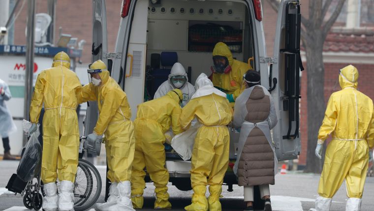 2021 inicia con una cifra récord de muertes en un solo día por COVID-19