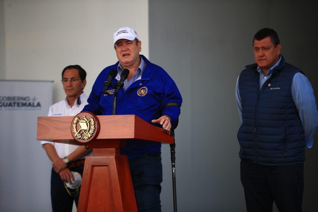 Giammattei anuncia toque queda en Guatemala y confirma cuatro casos nuevos de coronavirus