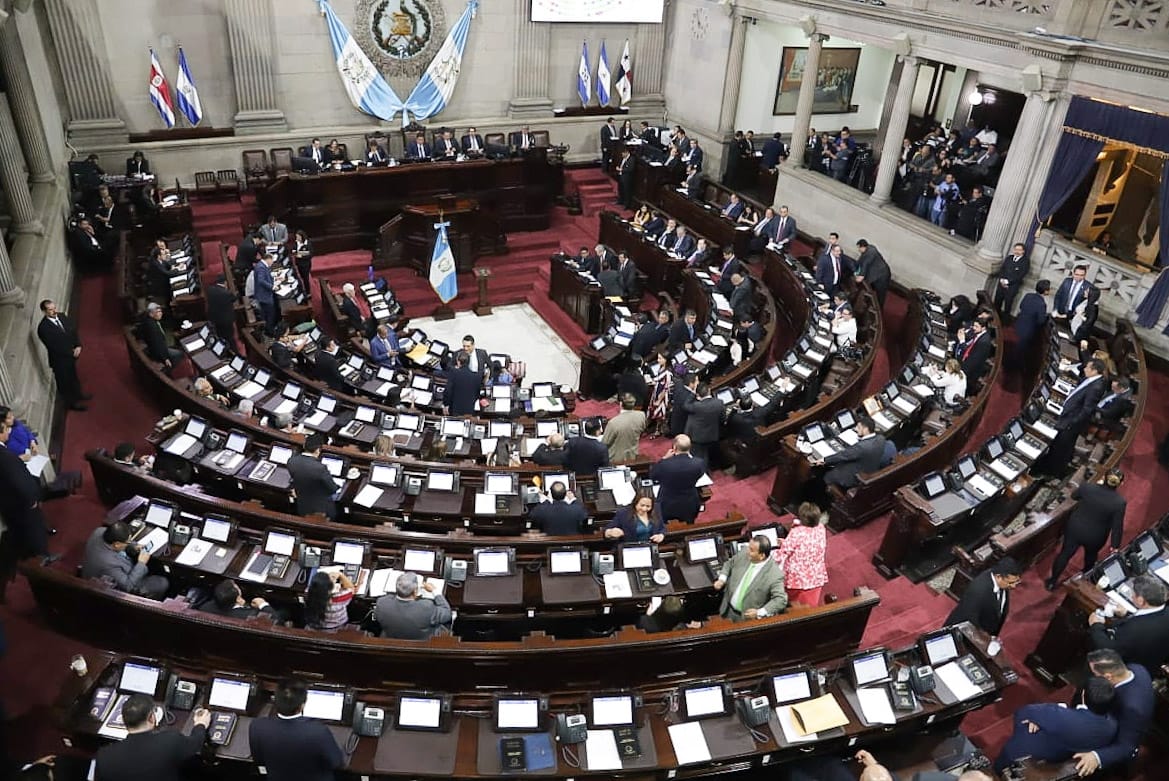 Diputados elegirán a magistrados del TSE a puerta cerrada