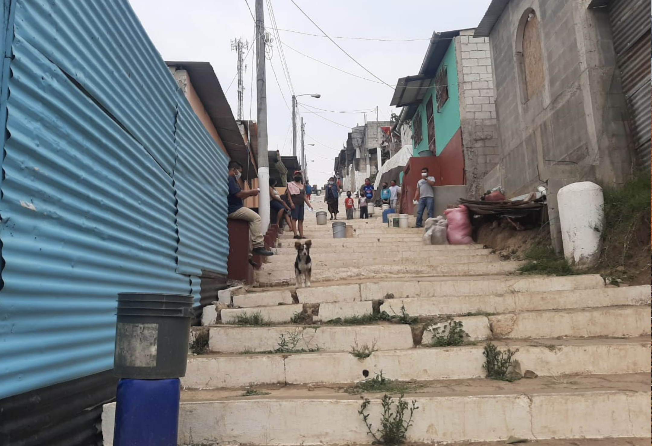 Coronavirus: Tres colonias de la zona 18 llevan meses sin agua y temen por pandemia
