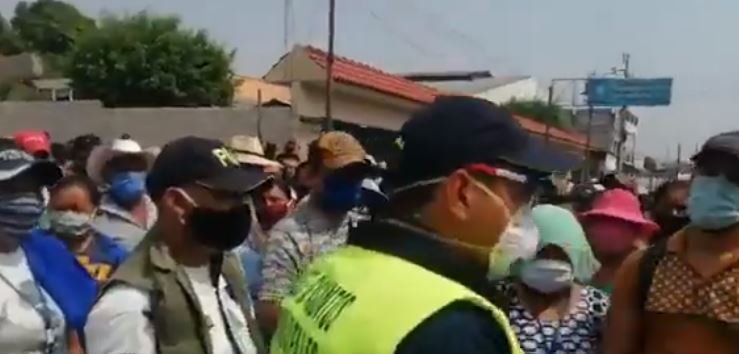 Tensión en Chiquimula por reubicación de vendedores para prevenir el coronavirus