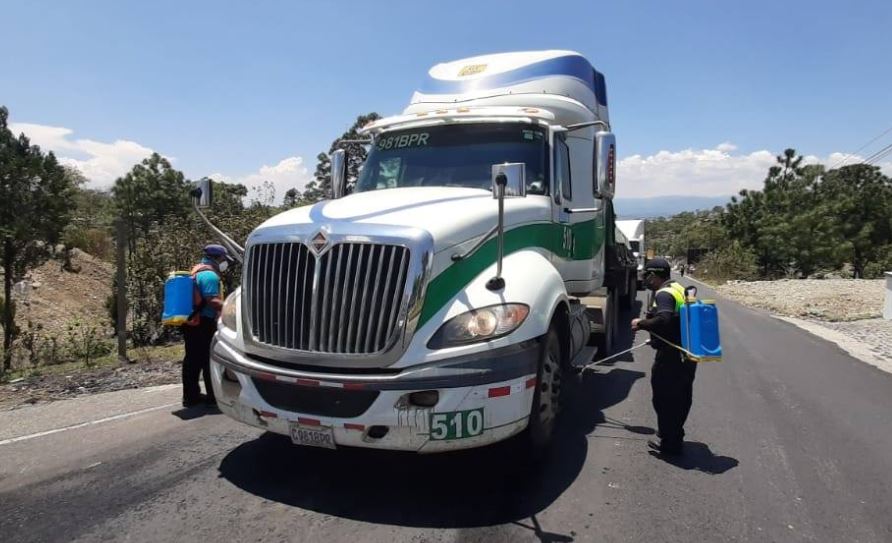 Comuna da marcha atrás en restricciones de circulación de vehículos según el color para prevenir coronavirus