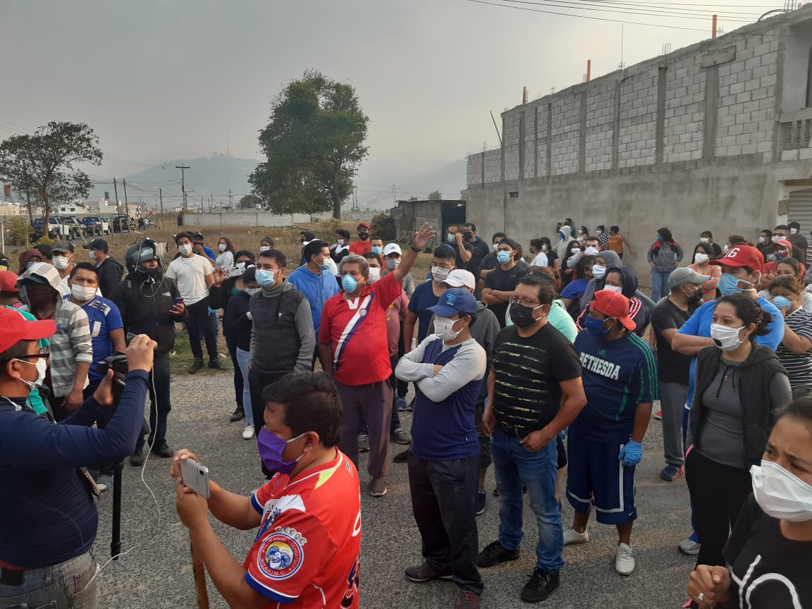 Vecinos en Xela rechazan a migrantes