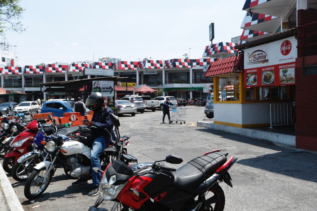 Conozca las medidas que deben tener la plazas comerciales ante coronavirus