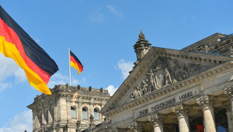 Los países de América Latina que no mencionan la palabra “raza” en su Constitución (y por qué Alemania quiere eliminarla de la suya)