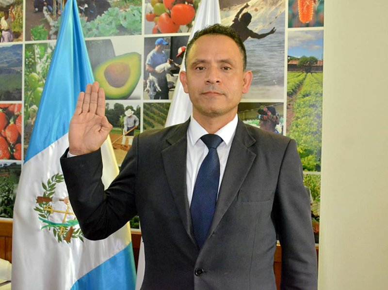 Suspenden del cargo viceministro de Agricultura Hugo Cabrera, investigado por divulgación de video de contenido sexual