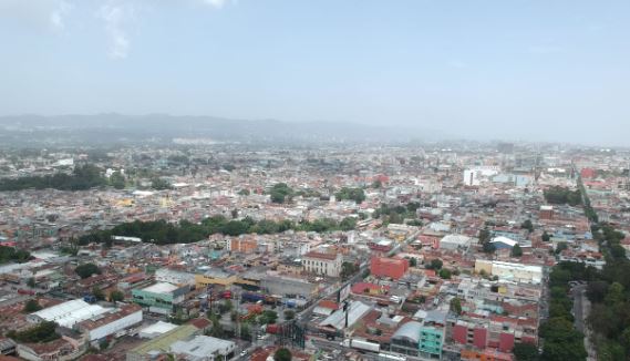 Fotos: el polvo del Sahara genera espesa bruma en distintos puntos de Guatemala