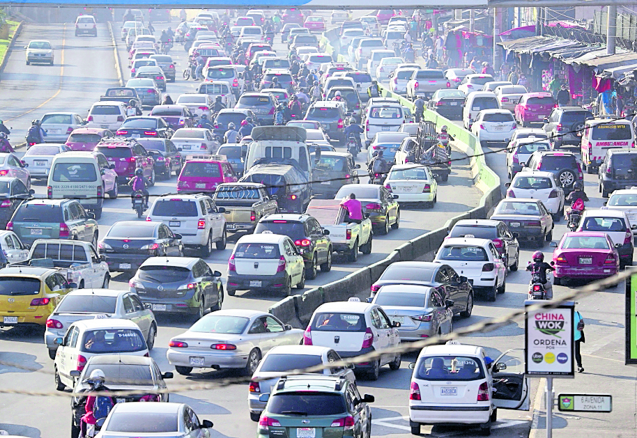 Quedan 6 días hábiles para pagar el impuesto de circulación de vehículos
