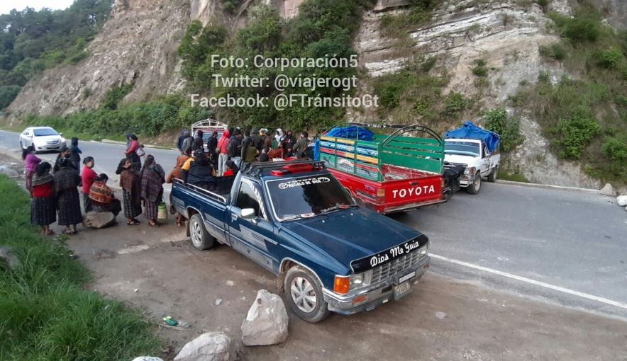Coronavirus: supuestos comerciantes bloquean el paso hacia Panajachel en rechazo a disposiciones municipales