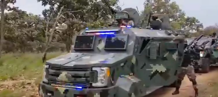 Vea el video que muestra poderoso comando paramilitar al servicio de narcos en México
