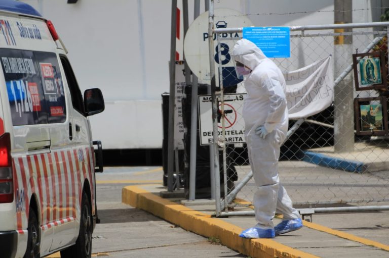 Coronavirus: Hospital Temporal del Parque impone reglas en atención por la "gran cantidad de pacientes"