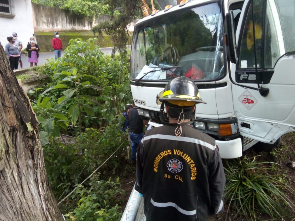 Accidente bajada Las Cañas