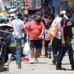 El Salvador vacuna al 41% de su población con esquema completo, ¿cómo va Guatemala?