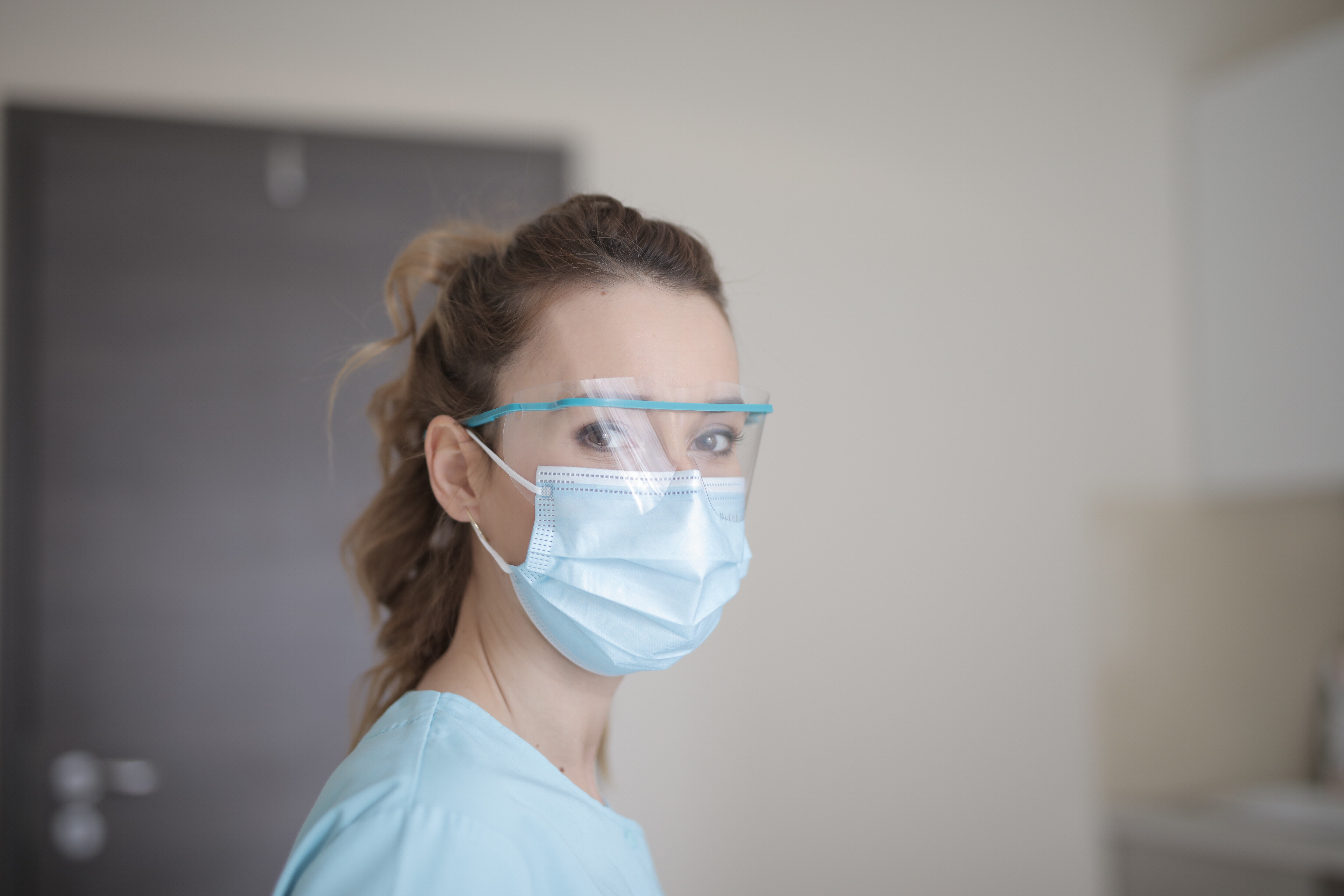 Los CDC consideran que el uso de mascarilla es el "arma más poderosa" contra el covid-19. (Foto Guatevisión: Pexels)
