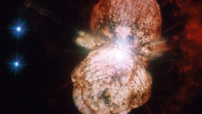 “Es liberador saber cómo va a terminar el universo”: cómo la cosmóloga Katie Mack acepta el fin de todo