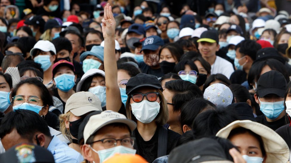 Las protestas prodemocracia en Tailandia están siendo lideradas por grupos estudiantiles.