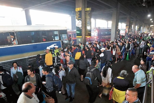Coronavirus: estas son las razones por las que el servicio de buses extraurbanos aún no se activa
