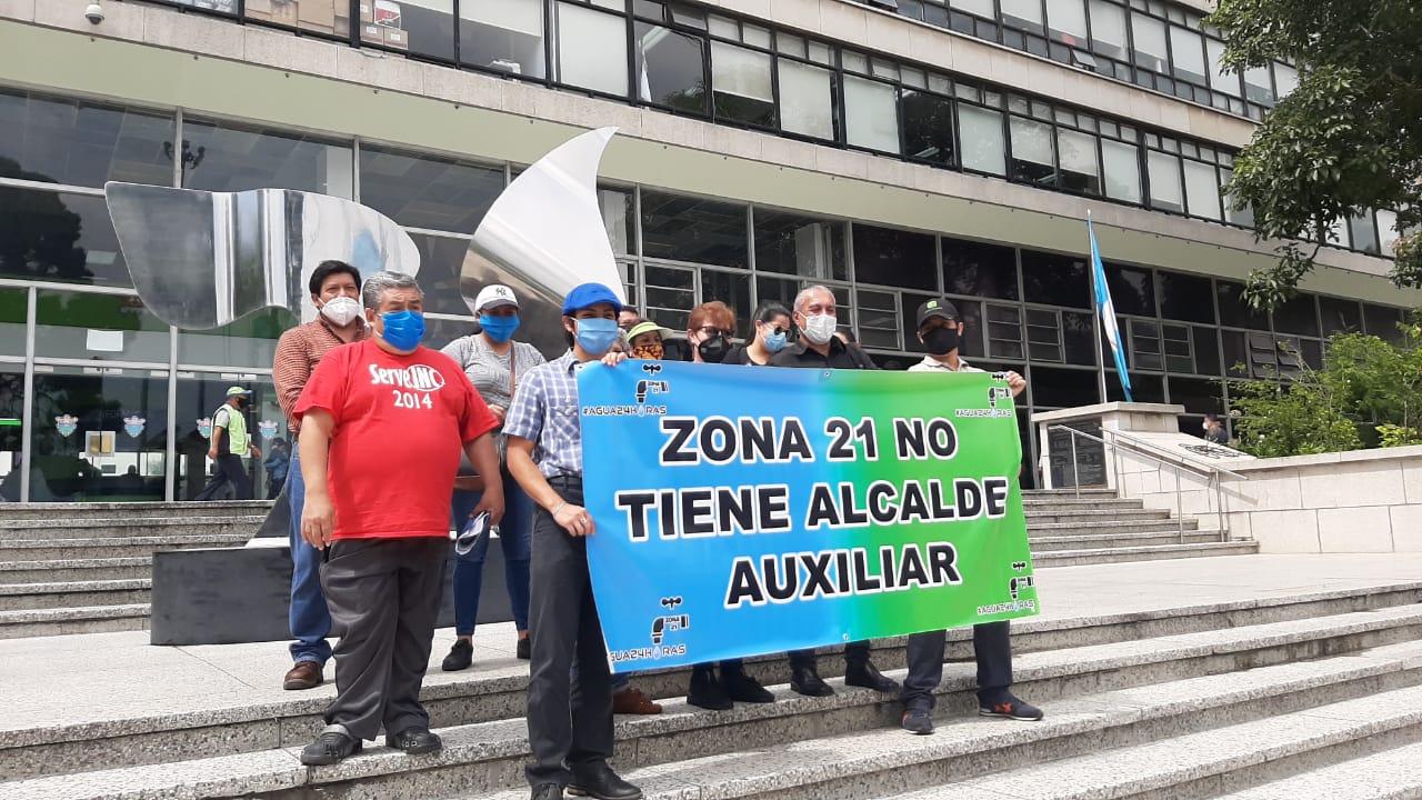 Vecinos de Nimajuyú 1 exigen a la municipalidad y a Empagua que cumplan con resolución de la CC