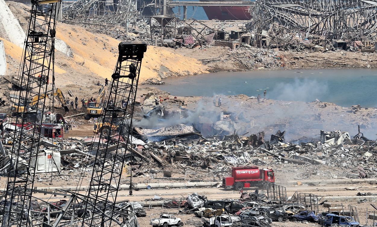 Líbano enfrenta las consecuencias de devastadora explosión en Beirut, el principal puerto del país