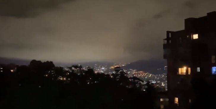 “Se abrió la puerta del infierno en Medellín”, qué fue el sonido en el cielo que estremeció a varios colombianos