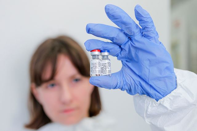 Guatemala contacta a Rusia y Reino Unido para tener la vacuna contra el coronavirus