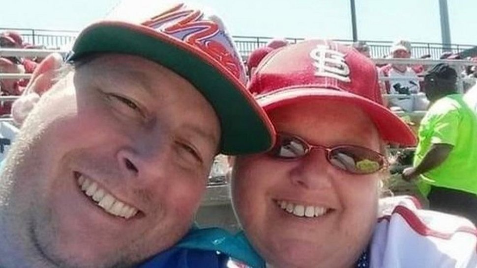Coronavirus en Estados Unidos: el hombre que creía que el coronavirus era un engaño y qué dice después de perder a su esposa por la enfermedad