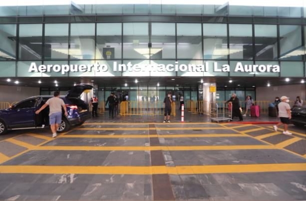 Aeropuerto Internacional La Aurora