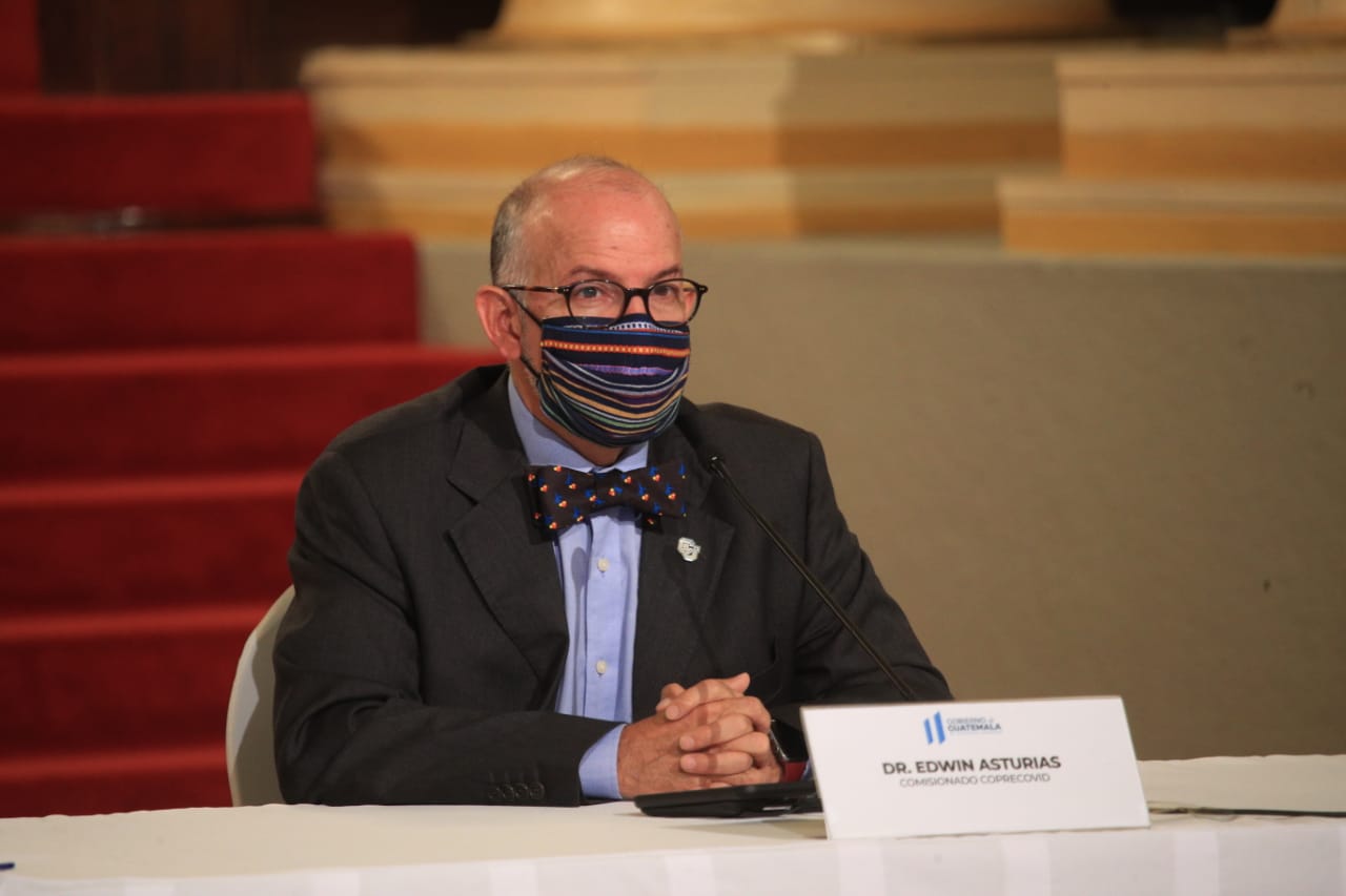 Edwin Asturias: “La sanción más grande que puede tener un individuo que no usa la mascarilla es que se contagie”
