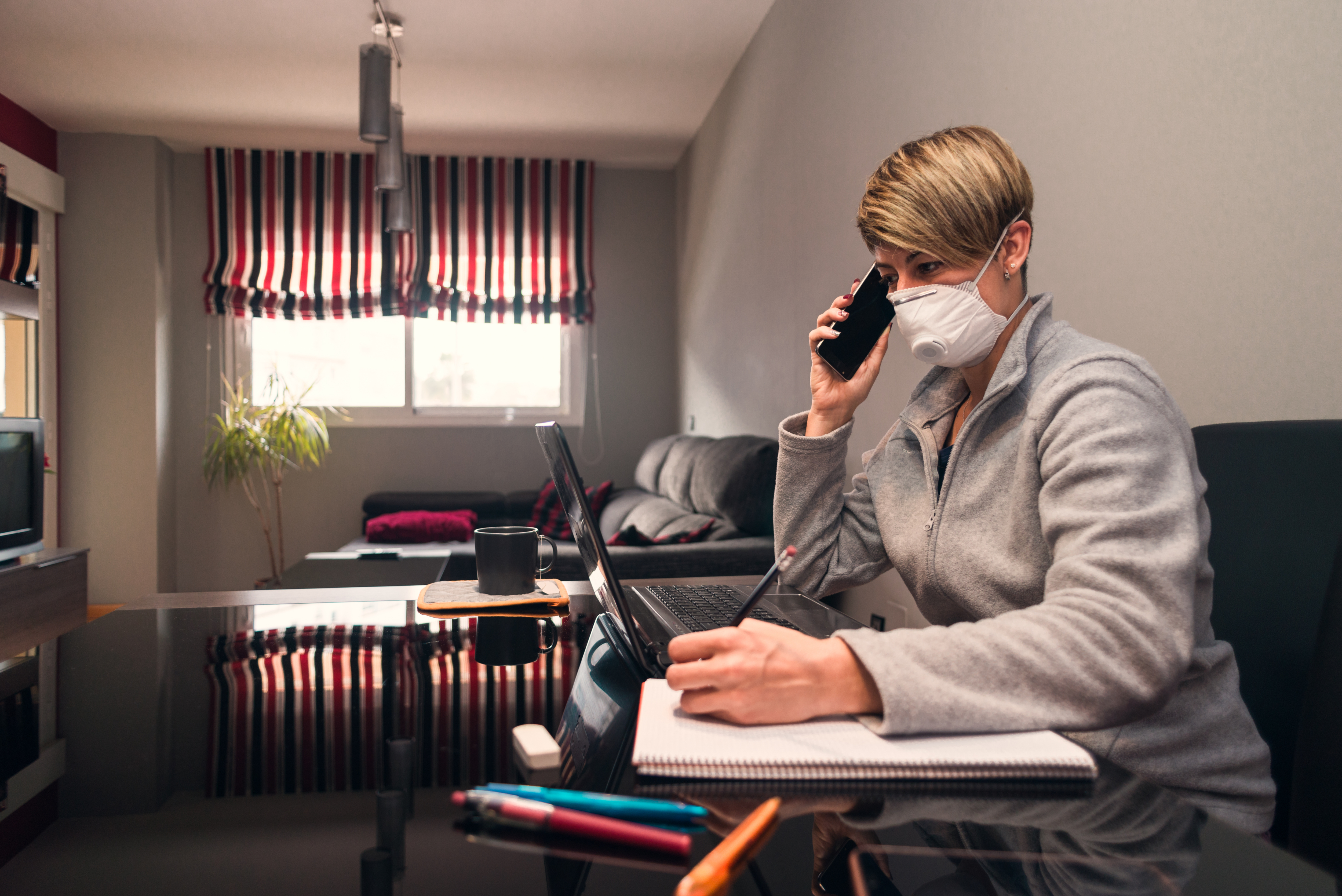 Los móviles no mienten: el confinamiento y el teletrabajo evitan contagios