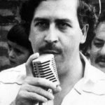 La sorpresiva petición de la madre de Pablo Escobar hacia el hombre que preparó su cuerpo en la funeraria