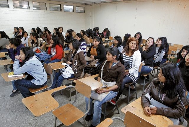 Así se regirá el sistema de clases híbridas universitarias en el país en el 2021