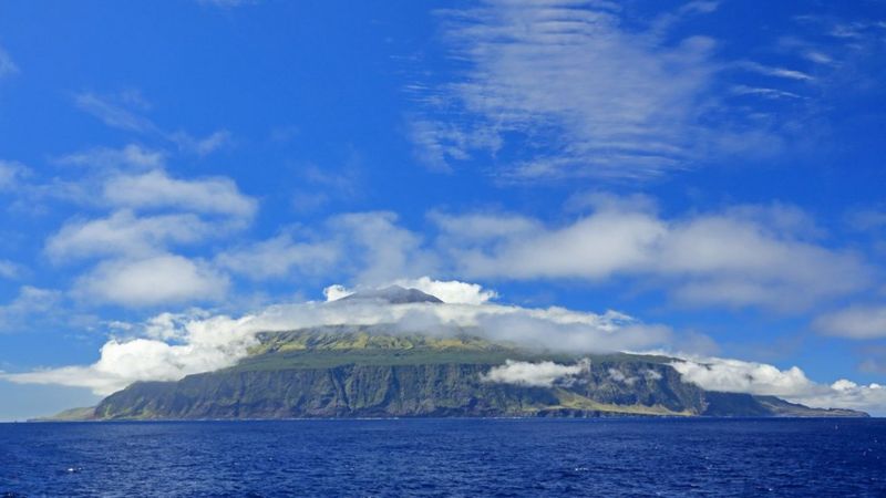 Tristán de Acuña: cómo es vivir en la isla habitada más remota del mundo