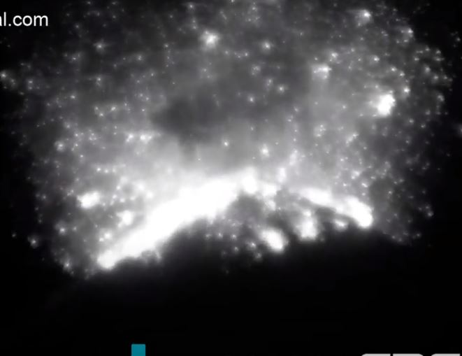 En imágenes: el momento en que el Volcán de Fuego registra una fuerte explosión