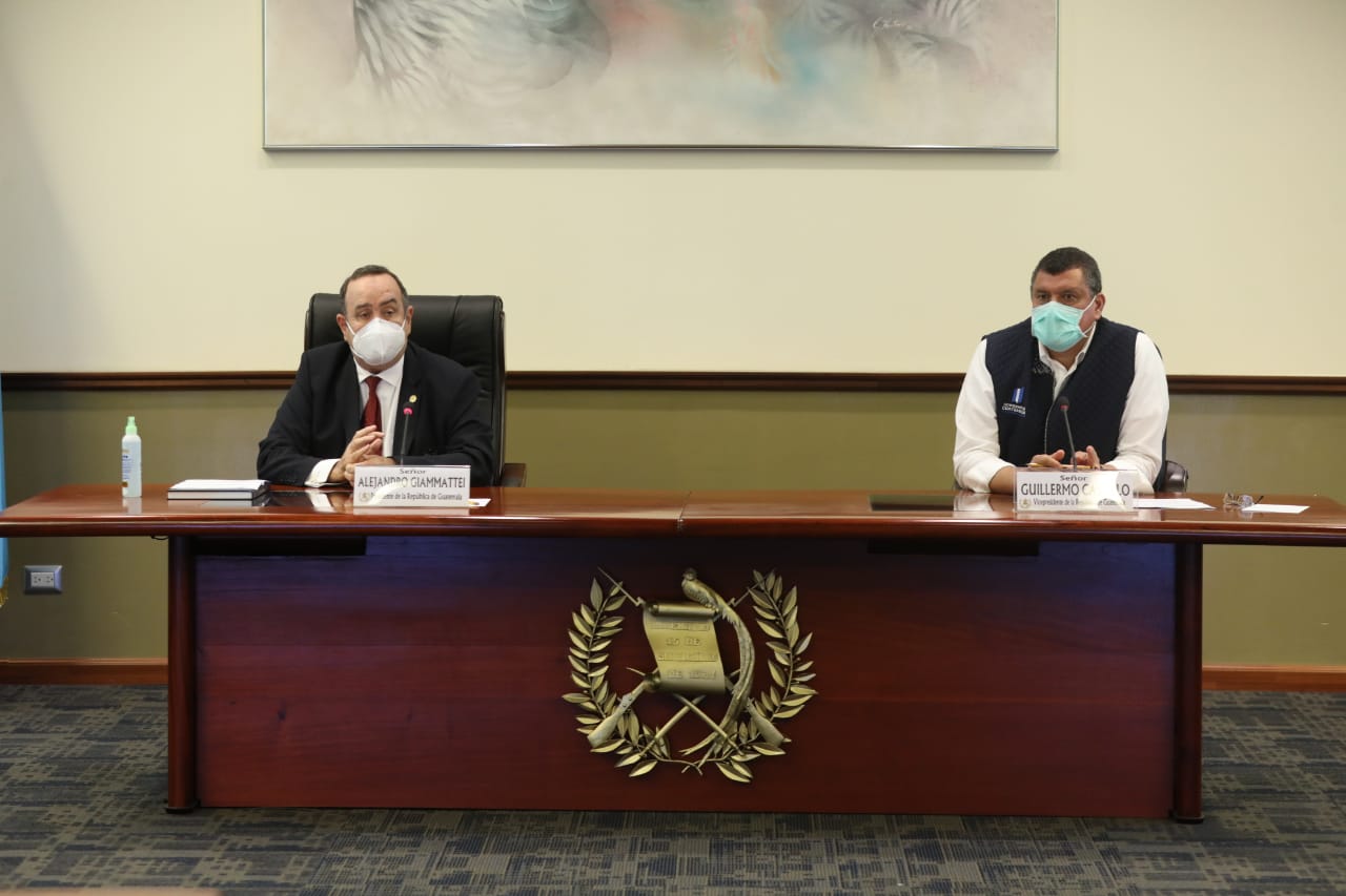 Giammattei mantiene disposiciones a pesar de la “irresponsabilidad de muchísima gente” ante el coronavirus