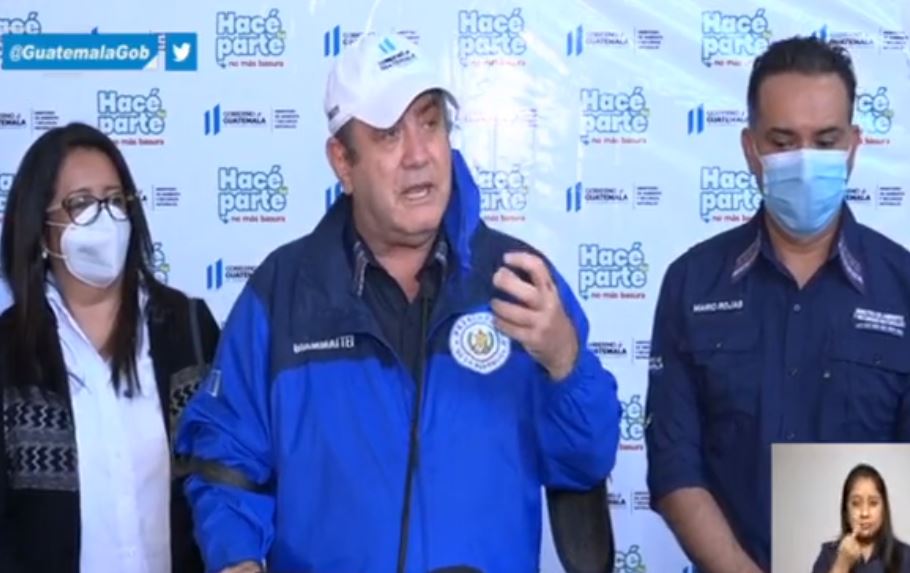 “Habrá gente molesta porque todavía no permitimos las fiestas”, dice Giammattei al referirse al coronavirus