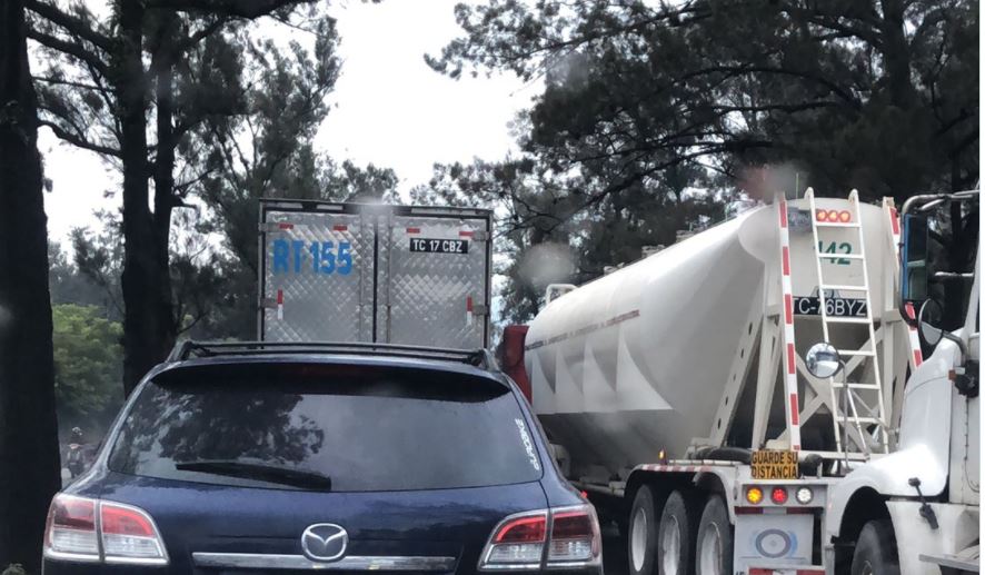 Automovilistas reportan caos vial en Amatitlán