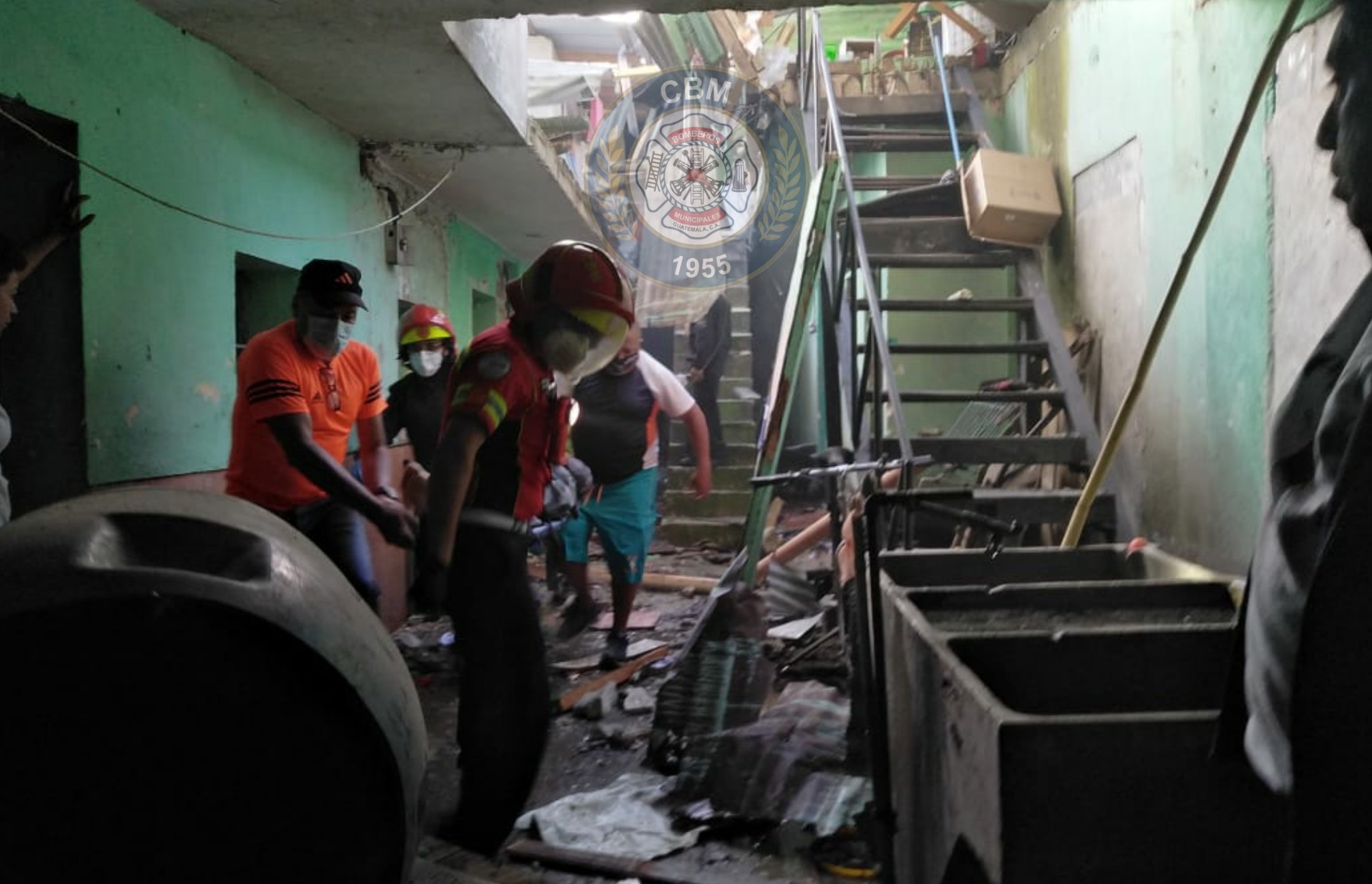 Explota cilindro de gas en una casa de la colonia La Florida y deja dos heridos