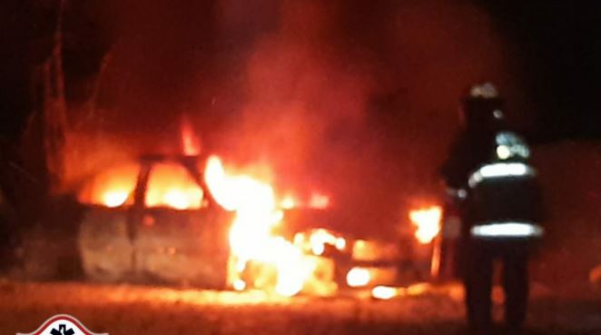 Vehículo se incendia y las pérdidas ascienden a unos Q40 mil